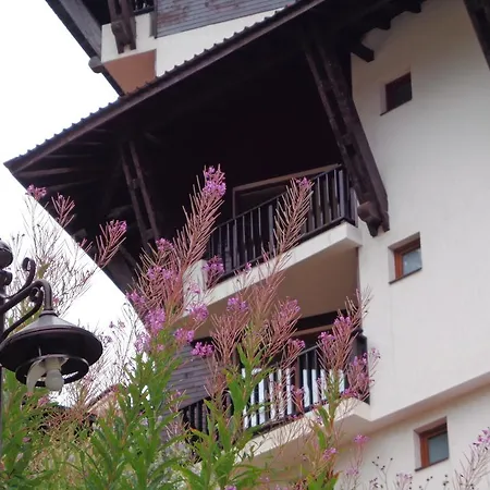 Grand Monastery Apartment